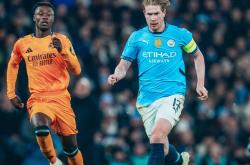 包含德布劳内在独行侠比赛中爆冷，问鼎冠军引发热议！的词条